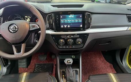 Skoda Kamiq I, 2022 год, 1 370 000 рублей, 11 фотография