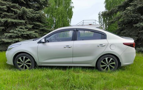 KIA Rio IV, 2018 год, 1 407 000 рублей, 8 фотография