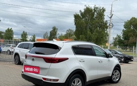KIA Sportage IV рестайлинг, 2018 год, 2 100 000 рублей, 4 фотография