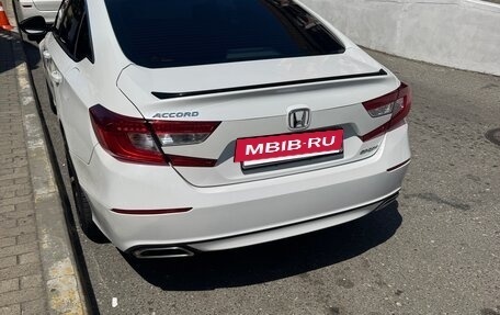 Honda Accord IX рестайлинг, 2018 год, 2 200 000 рублей, 13 фотография