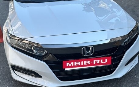 Honda Accord IX рестайлинг, 2018 год, 2 200 000 рублей, 15 фотография
