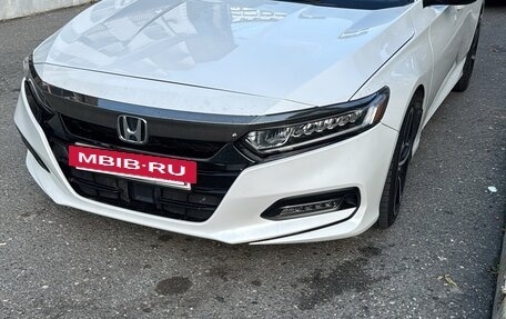 Honda Accord IX рестайлинг, 2018 год, 2 200 000 рублей, 16 фотография