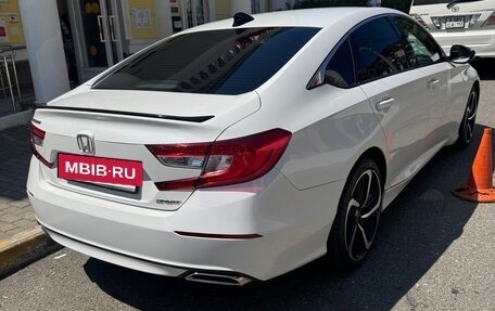 Honda Accord IX рестайлинг, 2018 год, 2 200 000 рублей, 14 фотография