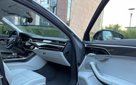 Audi S8, 2025 год, 22 300 000 рублей, 26 фотография