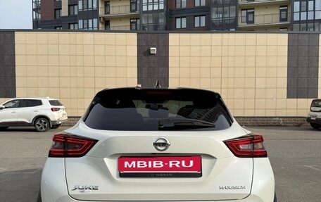 Nissan Juke II, 2019 год, 2 300 000 рублей, 4 фотография