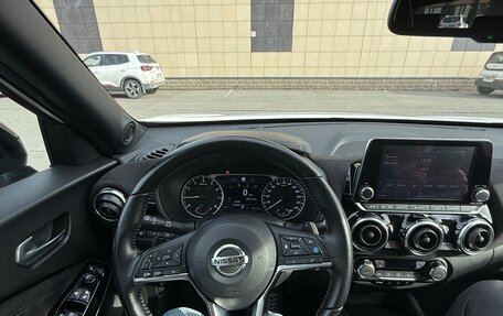 Nissan Juke II, 2019 год, 2 300 000 рублей, 19 фотография