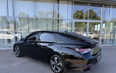 Hyundai Elantra, 2023 год, 2 050 000 рублей, 7 фотография