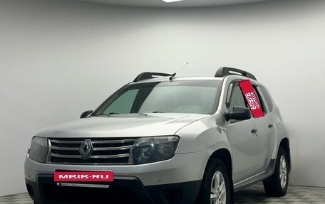 Renault Duster I рестайлинг, 2014 год, 823 000 рублей, 3 фотография