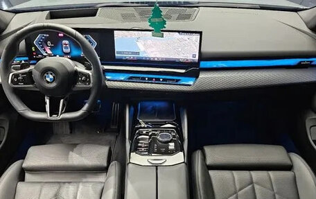 BMW 5 серия, 2025 год, 7 100 311 рублей, 4 фотография