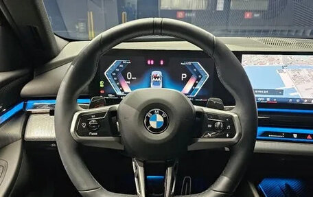 BMW 5 серия, 2025 год, 7 100 311 рублей, 13 фотография