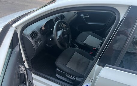 Volkswagen Polo VI (EU Market), 2014 год, 315 000 рублей, 7 фотография