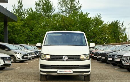 Volkswagen Caravelle T6 рестайлинг, 2016 год, 1 949 000 рублей, 2 фотография