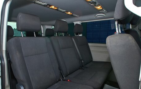 Volkswagen Caravelle T6 рестайлинг, 2016 год, 1 949 000 рублей, 13 фотография