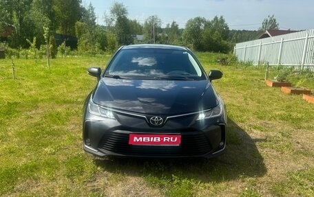 Toyota Corolla, 2021 год, 2 350 000 рублей, 1 фотография