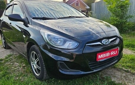 Hyundai Solaris II рестайлинг, 2014 год, 980 000 рублей, 1 фотография