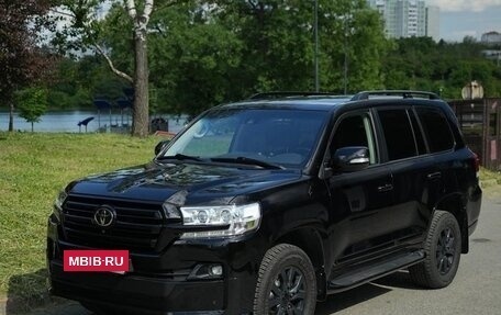 Toyota Land Cruiser 200, 2016 год, 5 500 рублей, 32 фотография