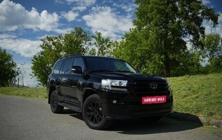 Toyota Land Cruiser 200, 2016 год, 5 500 рублей, 38 фотография