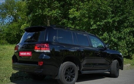 Toyota Land Cruiser 200, 2016 год, 5 500 рублей, 35 фотография