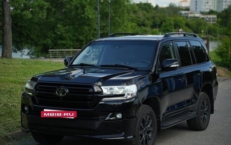 Toyota Land Cruiser 200, 2016 год, 5 500 рублей, 39 фотография