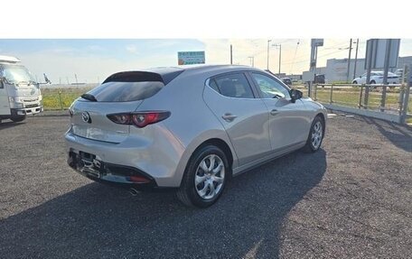 Mazda 3, 2021 год, 1 100 000 рублей, 5 фотография