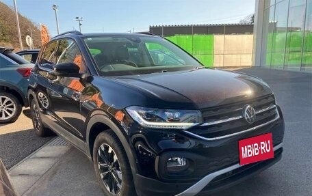 Volkswagen T-Cross I, 2023 год, 1 147 000 рублей, 3 фотография