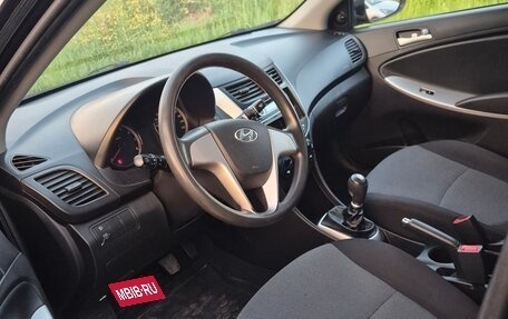 Hyundai Solaris II рестайлинг, 2014 год, 980 000 рублей, 12 фотография