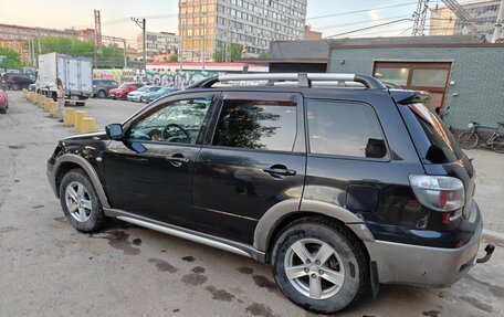 Mitsubishi Outlander III рестайлинг 3, 2004 год, 610 000 рублей, 5 фотография
