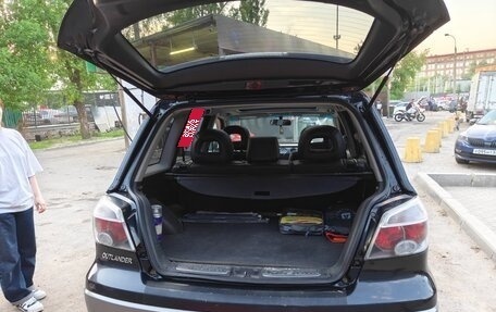 Mitsubishi Outlander III рестайлинг 3, 2004 год, 610 000 рублей, 18 фотография