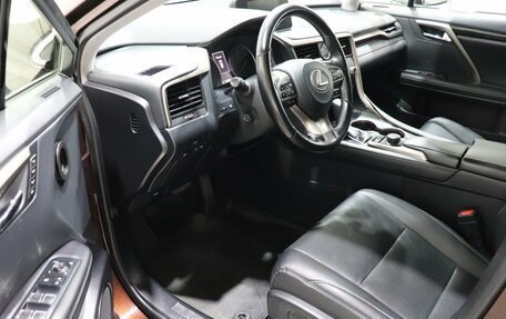 Lexus RX IV рестайлинг, 2018 год, 3 850 000 рублей, 17 фотография