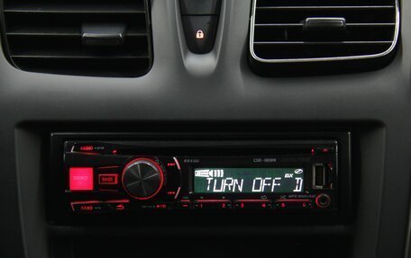 Renault Logan II, 2014 год, 676 300 рублей, 20 фотография