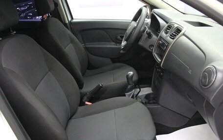 Renault Logan II, 2014 год, 676 300 рублей, 28 фотография