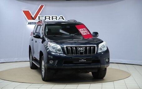 Toyota Land Cruiser Prado 150 рестайлинг 2, 2013 год, 2 990 000 рублей, 3 фотография