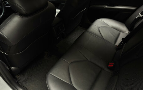 Toyota Camry, 2022 год, 3 200 000 рублей, 22 фотография