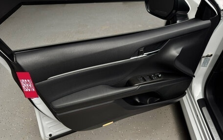 Toyota Camry, 2022 год, 3 200 000 рублей, 14 фотография