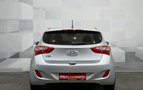 Hyundai i30 II рестайлинг, 2013 год, 970 000 рублей, 5 фотография