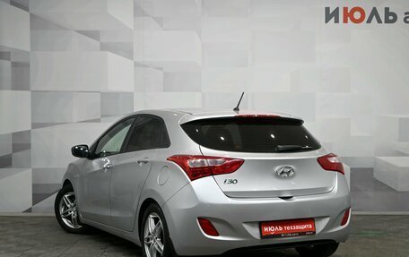 Hyundai i30 II рестайлинг, 2013 год, 970 000 рублей, 4 фотография