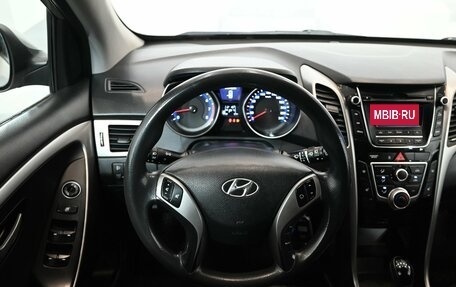 Hyundai i30 II рестайлинг, 2013 год, 970 000 рублей, 11 фотография