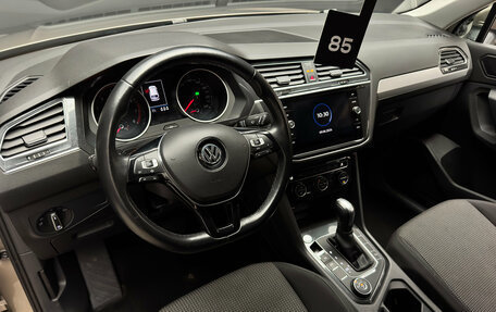Volkswagen Tiguan II, 2020 год, 2 600 000 рублей, 13 фотография
