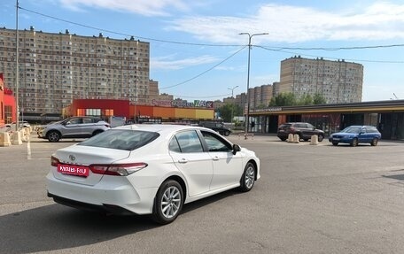 Toyota Camry, 2021 год, 2 850 000 рублей, 1 фотография