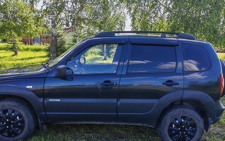 Chevrolet Niva I рестайлинг, 2012 год, 350 000 рублей, 4 фотография