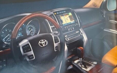 Toyota Land Cruiser 200, 2014 год, 3 700 000 рублей, 8 фотография