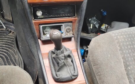 Mercedes-Benz E-Класс, 1992 год, 155 000 рублей, 11 фотография