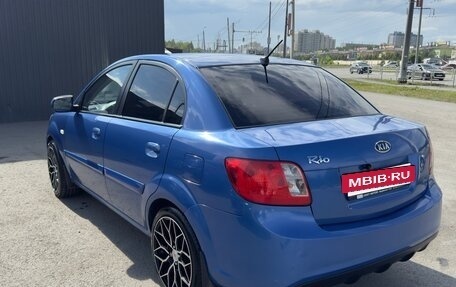 KIA Rio II, 2011 год, 700 000 рублей, 6 фотография