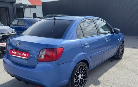 KIA Rio II, 2011 год, 700 000 рублей, 4 фотография