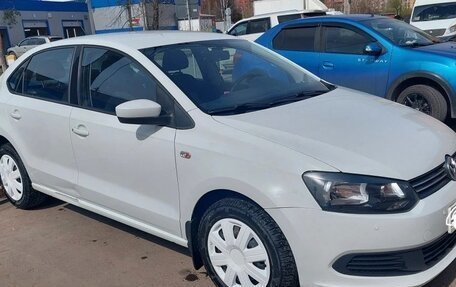 Volkswagen Polo VI (EU Market), 2014 год, 1 120 000 рублей, 2 фотография