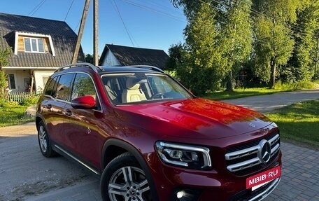 Mercedes-Benz GLB, 2020 год, 3 800 000 рублей, 2 фотография