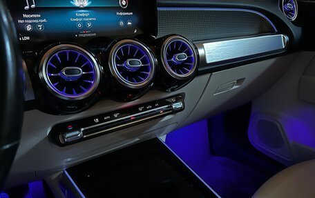 Mercedes-Benz GLB, 2020 год, 3 800 000 рублей, 13 фотография
