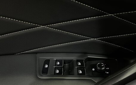 Volkswagen Tiguan II, 2022 год, 2 220 000 рублей, 12 фотография