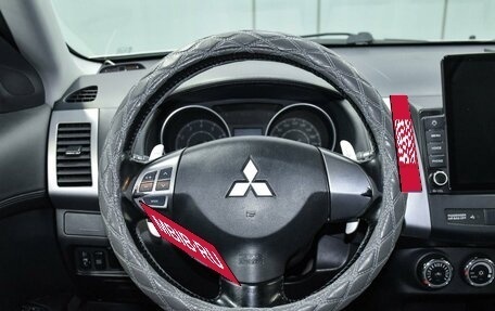 Mitsubishi Outlander III рестайлинг 3, 2010 год, 1 349 000 рублей, 14 фотография