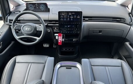 Hyundai Staria, 2024 год, 8 890 000 рублей, 9 фотография